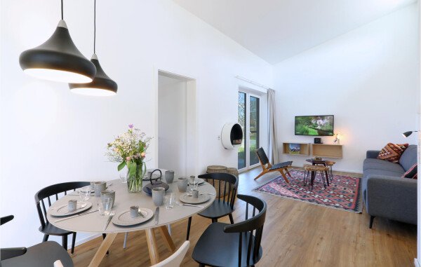 House 2 bedrooms, with sea view