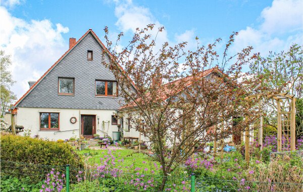 Wohnung 2 Schlafzimmer, mit Garten