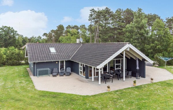 Ferienhaus 4 Schlafzimmer, mit Garten