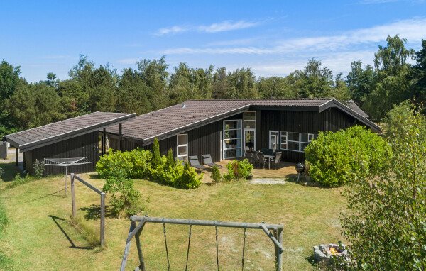 Ferienhaus 4 Schlafzimmer, mit Pool