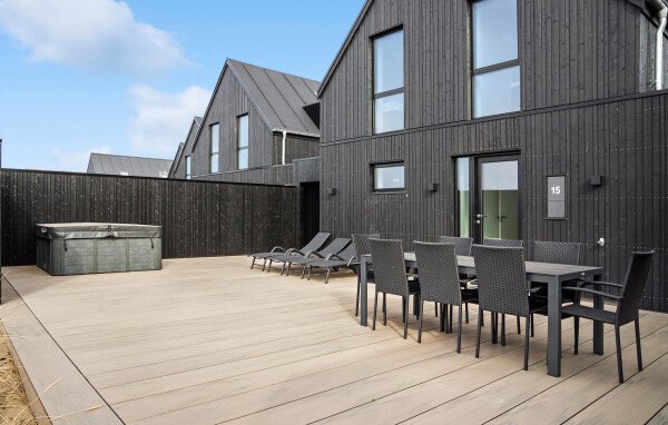 House 3 bedrooms, with sea view