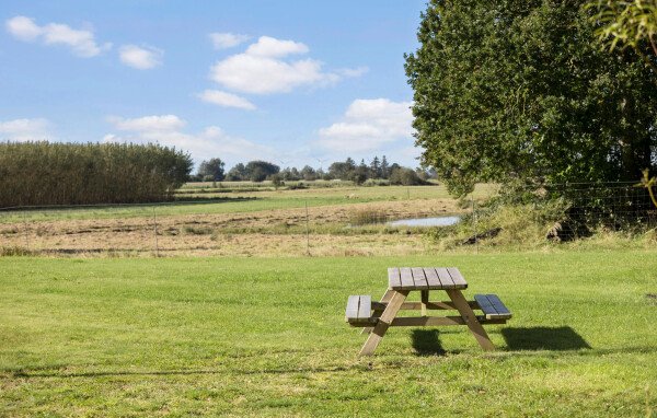 House 2 bedrooms, with garden