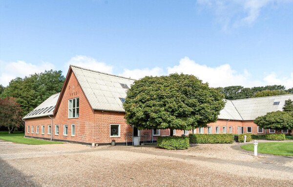 Ferienhaus 19 Schlafzimmer, mit Garten