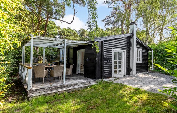 House 3 bedrooms, with garden