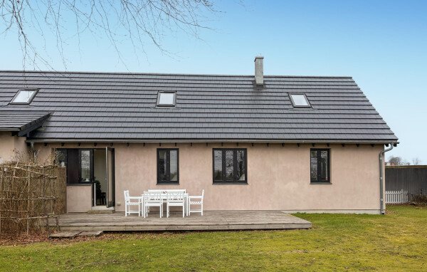 Apartment 3 bedrooms, with garden