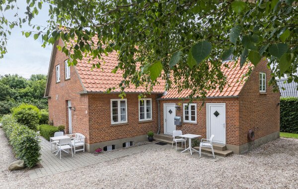 House 1 bedroom, with garden