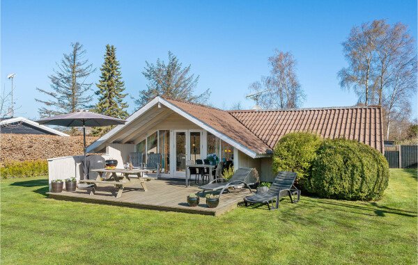 House 3 bedrooms, with sea view