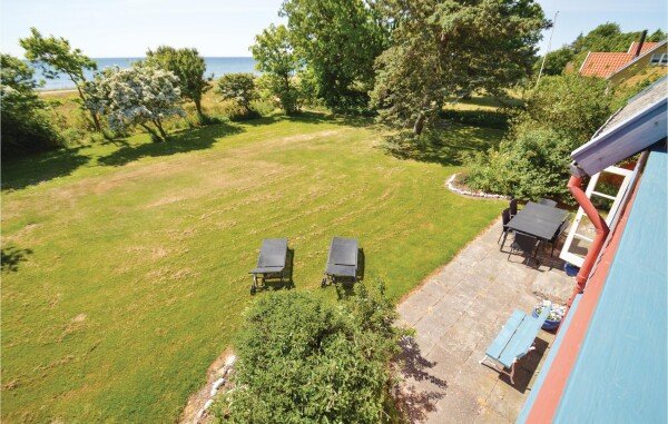 House 3 bedrooms, with sea view