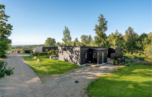 House 3 bedrooms, with sea view