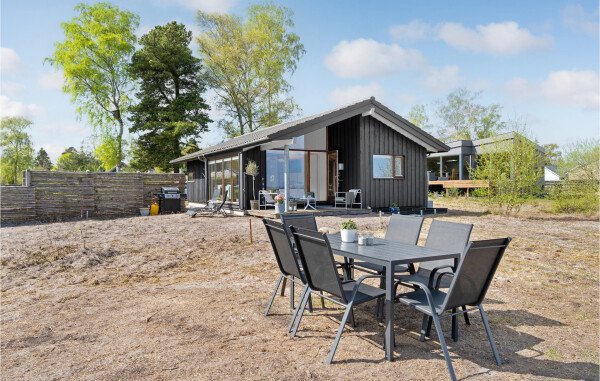 House 3 bedrooms, with sea view