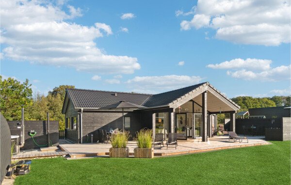 Casa 4 quartos, com vista ao mar