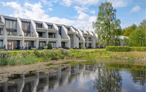 Apartment 2 bedrooms, with sea view