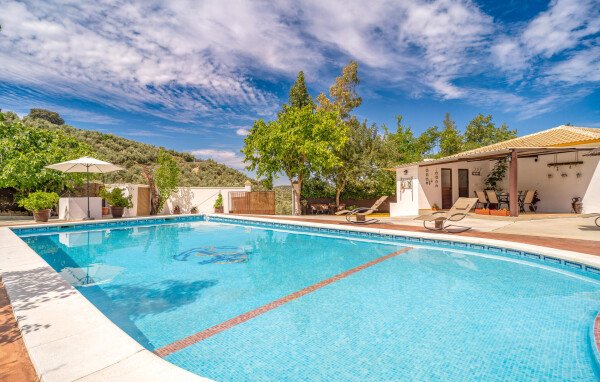 Casa 4 habitaciones, con piscina