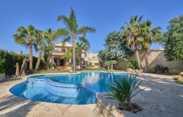 Casa 4 habitaciones, con piscina