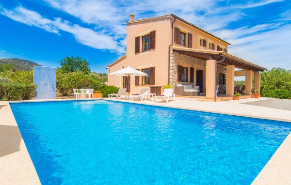 Ferienhaus 4 Schlafzimmer, mit Pool