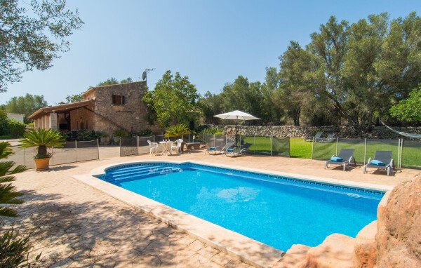 Huis 3 slaapkamers, met zwembad