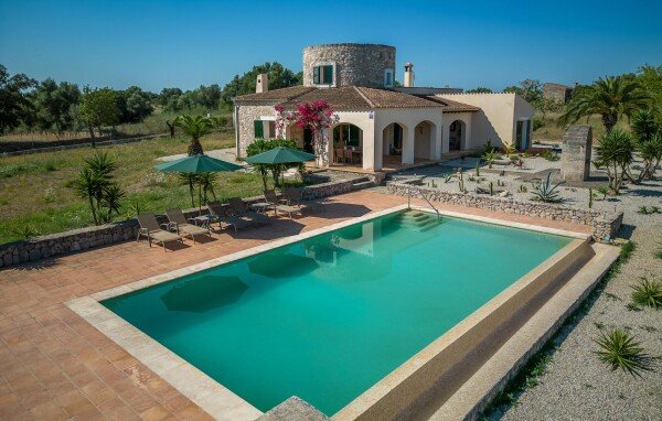 Maison de campagne traditionnelle, 3 chambres, avec piscine