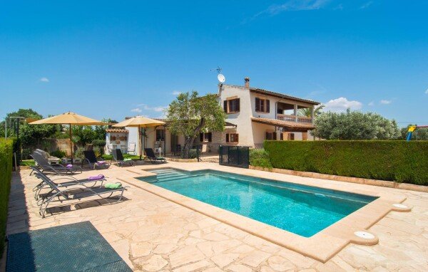 Casa 3 habitaciones, con piscina