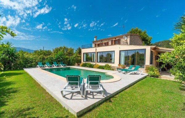 Ferienhaus 4 Schlafzimmer, mit Pool