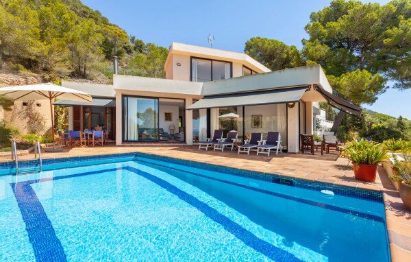 Casa 4 habitaciones, con vista al mar