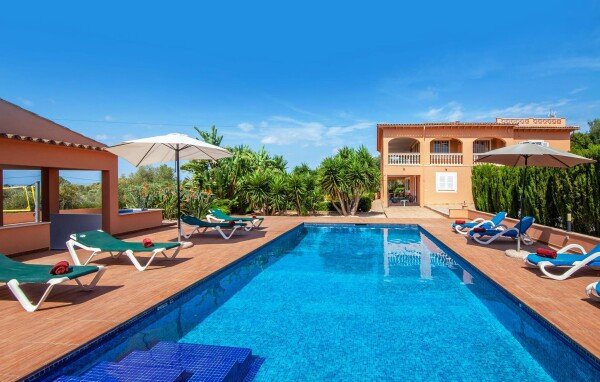 Finca confortable, 5 chambres, avec vue sur mer