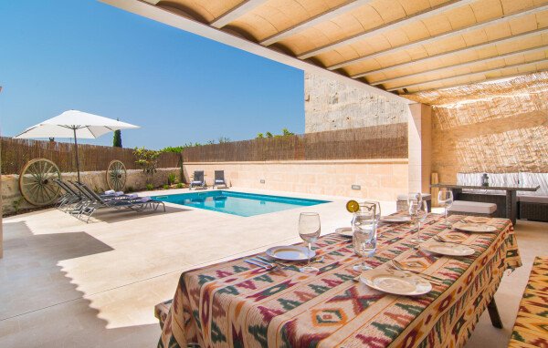 Ferienhaus 5 Schlafzimmer, mit Pool