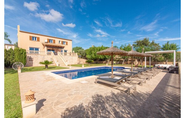 Huis 4 slaapkamers, met zwembad