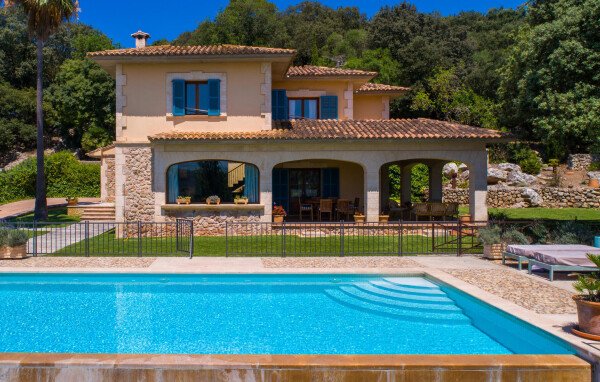 Huis 3 slaapkamers, met zwembad