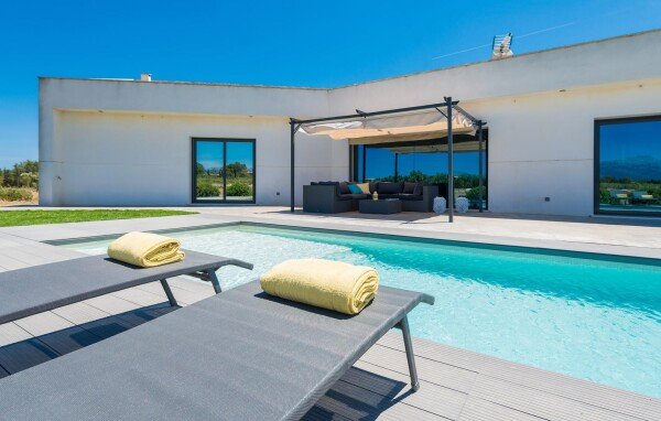 Casa 2 habitaciones, con piscina