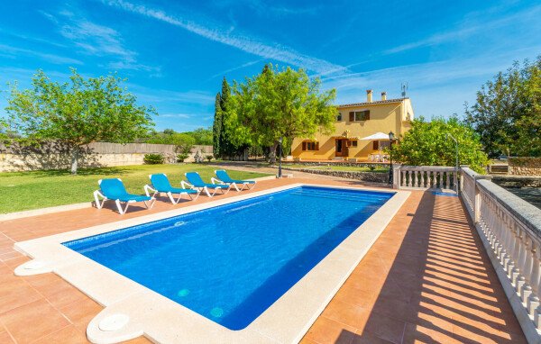 Casa 4 habitaciones, con piscina