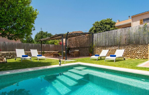 Casa 2 habitaciones, con piscina
