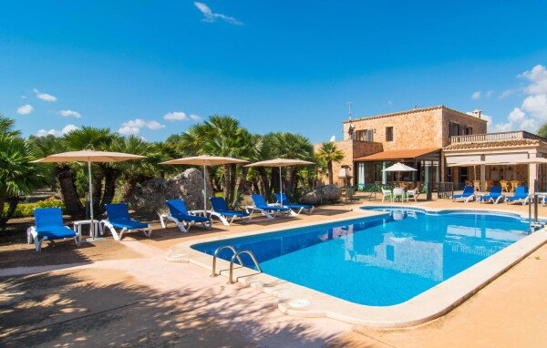 Ferienhaus 5 Schlafzimmer, mit Pool
