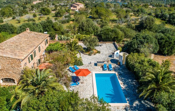 Ferienhaus 3 Schlafzimmer, mit Pool