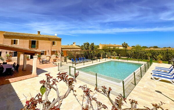 Ferienhaus 5 Schlafzimmer, mit Pool