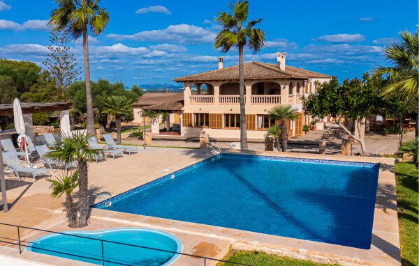 Huis 5 slaapkamers, met zwembad