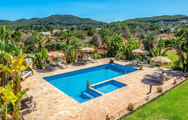 House 4 bedrooms, with sea view