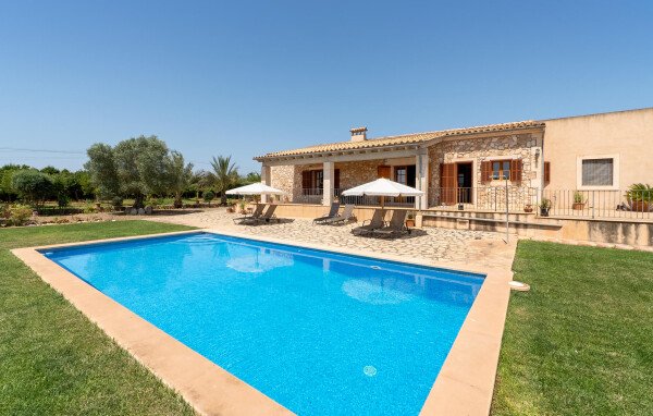 Casa 3 habitaciones, con piscina