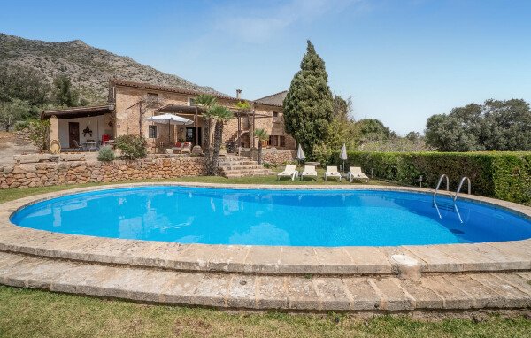 Ferienhaus 4 Schlafzimmer, mit Pool