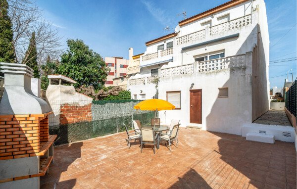 Casa 3 habitaciones, con aire acondicionado