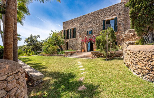 House 4 bedrooms, with sea view