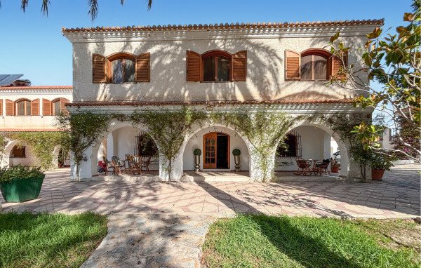 Casa 10 habitaciones, con piscina