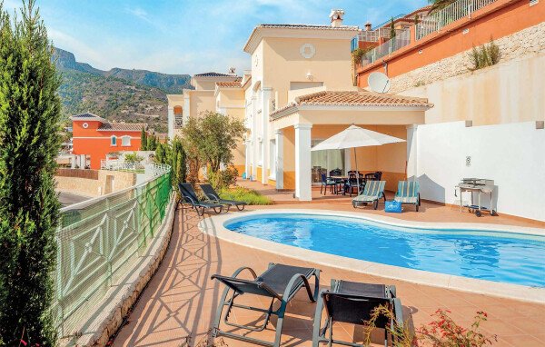 Ferienhaus 3 Schlafzimmer, mit Pool