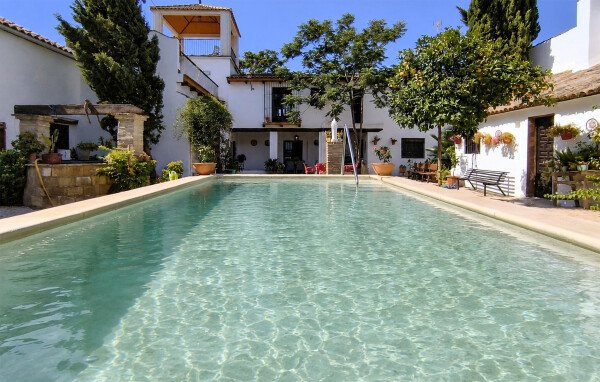 Casa 5 habitaciones, con piscina