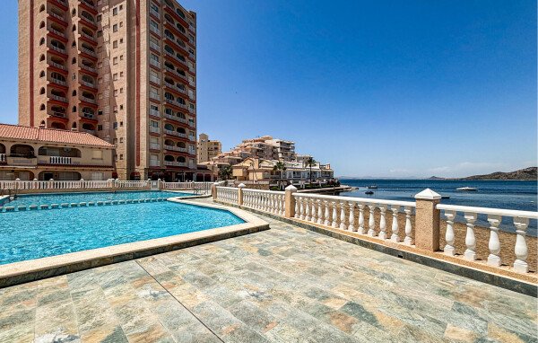 Apartamento 1 habitación, con vista al mar