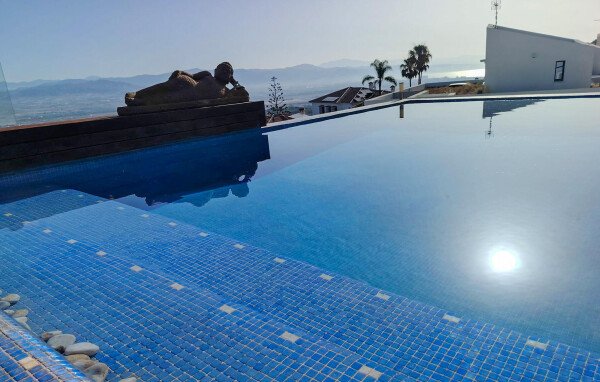 Casa 5 habitaciones, con piscina