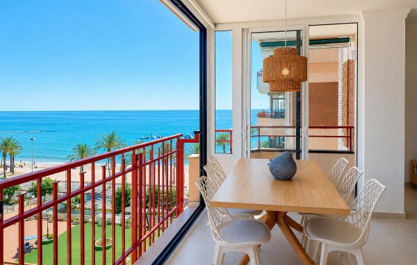 Apartment 2 bedrooms, with sea view