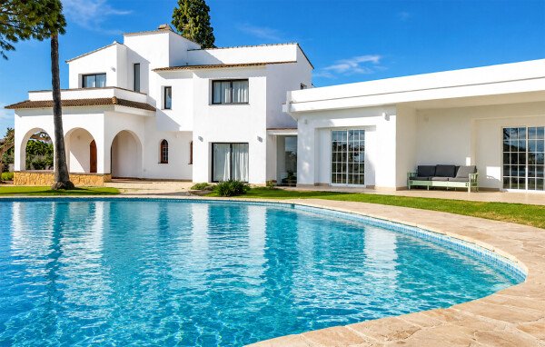 Casa 7 habitaciones, con piscina