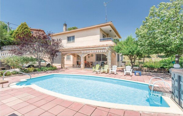 Casa 5 habitaciones, con piscina