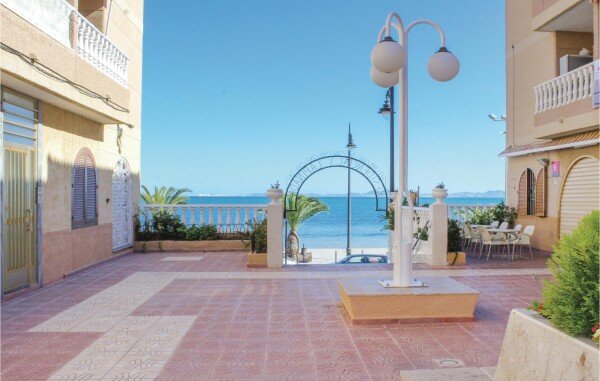 Apartment 2 bedrooms, with sea view