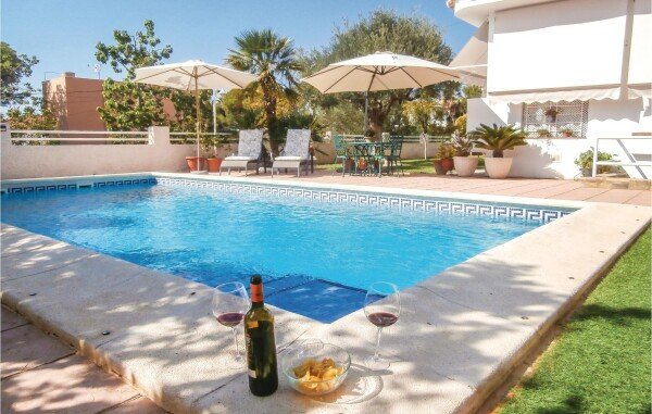 Appartement confortable, 2 chambres, avec vue sur mer